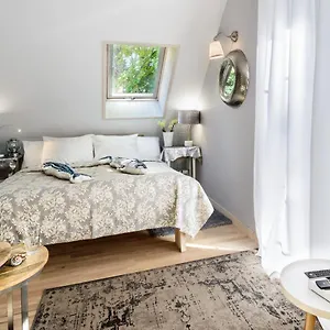  Apartament Fisher House