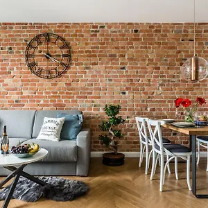  Apartament Parkowa
